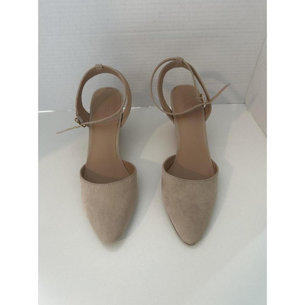 Loft Beige Pointy Wedges SIZE 9M